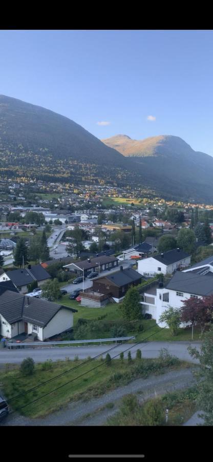 Leilighet Stryn Διαμέρισμα Εξωτερικό φωτογραφία